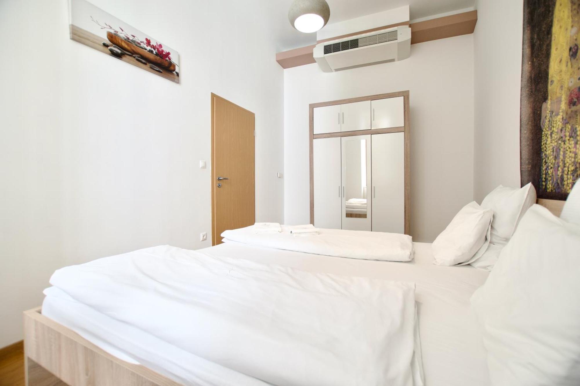 Premium Apartment By Hi5 - Vitkovics Suite — Fotók 2